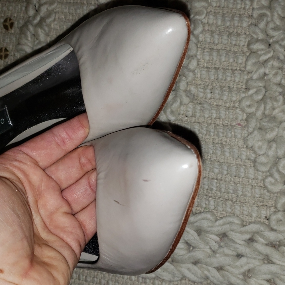 Vince Camuto Gray leather heels shoes size 8.5 - Picture 7 of 12